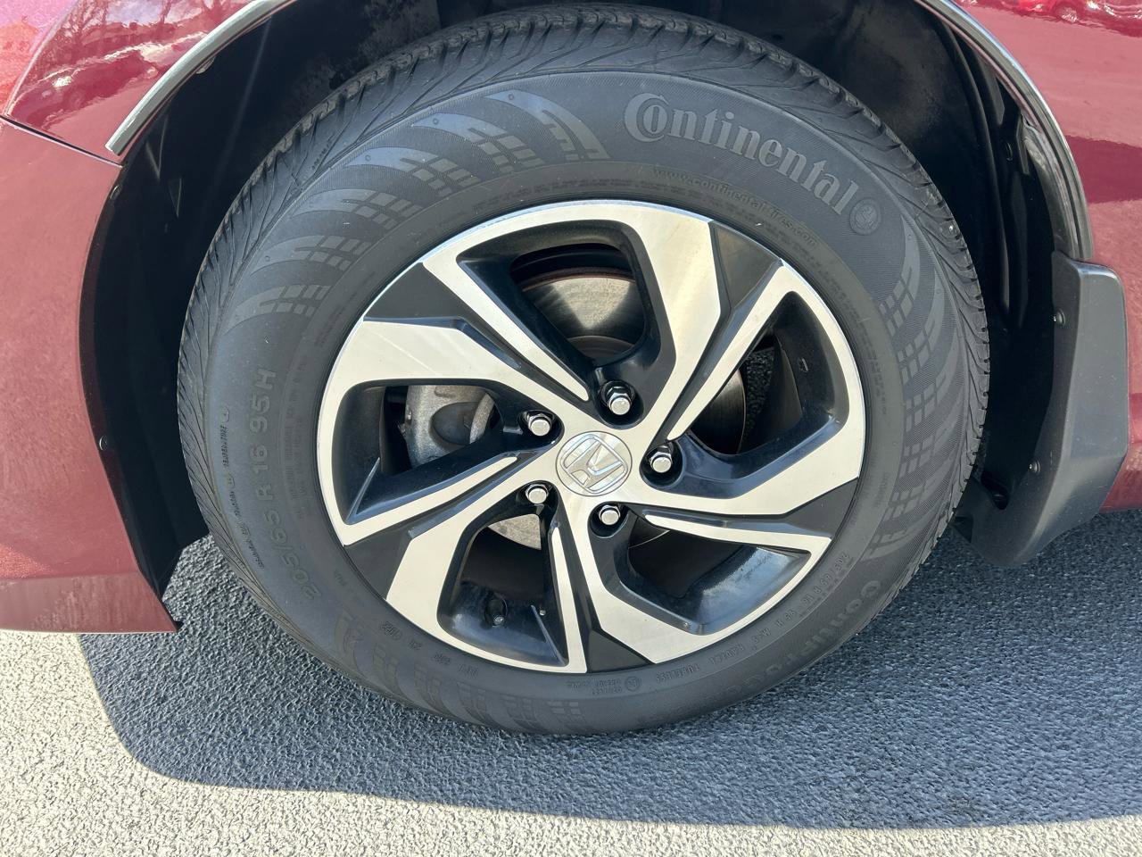 Used 2016 Honda Accord LX image 9
