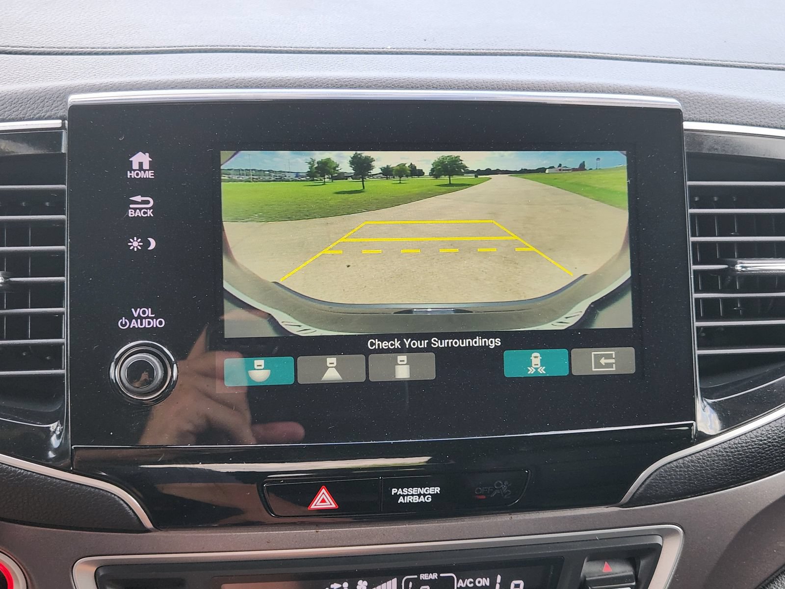 Used 2023 Honda Passport EX-L image 21