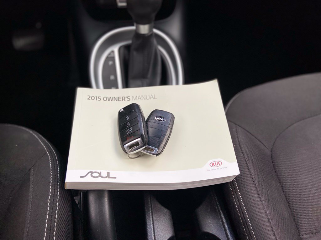 Used 2015 Kia Soul FWD image 31