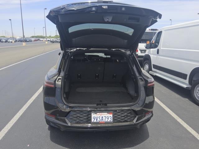 Used 2025 Chevrolet Equinox EV RS FWD image 2