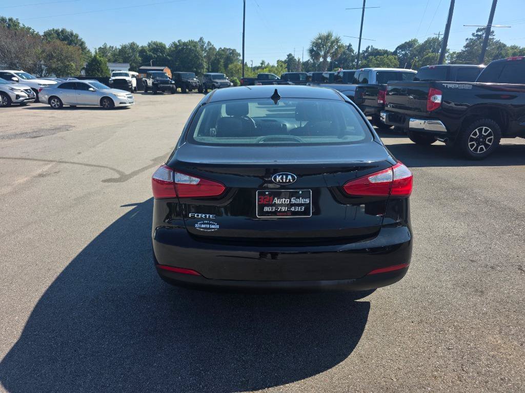 Used 2016 Kia Forte LX FWD image 3