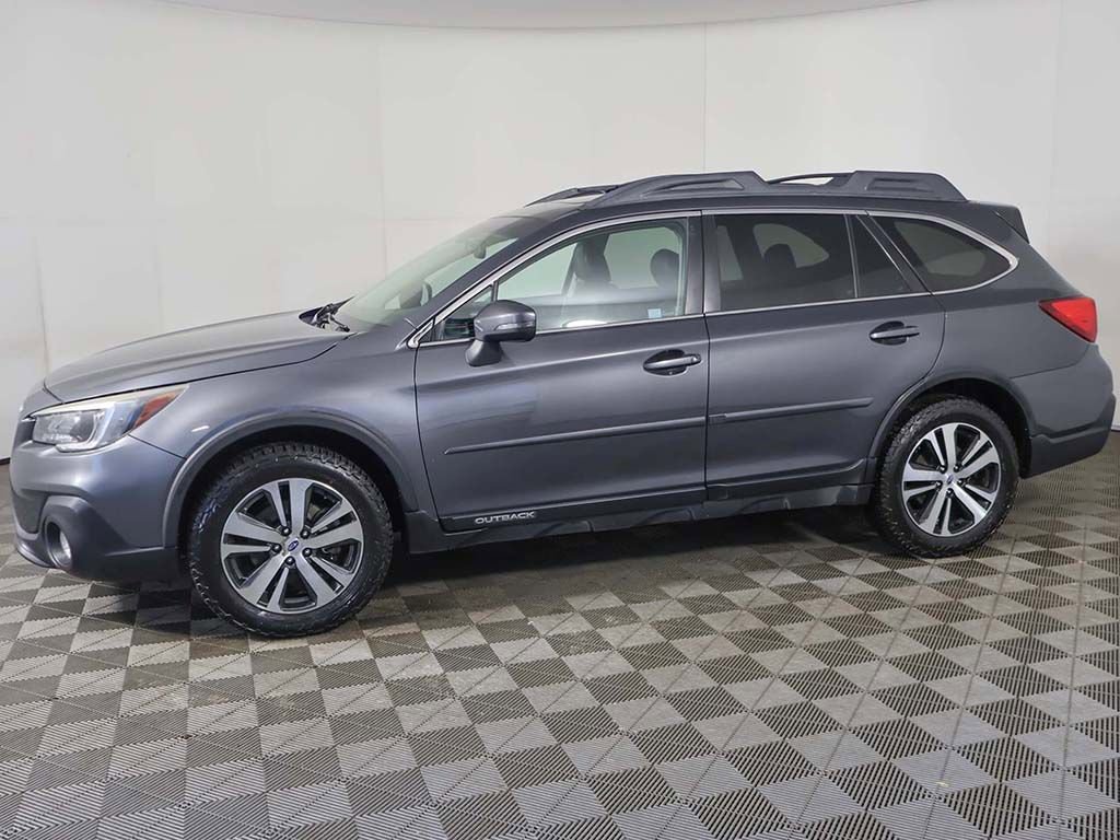 Used 2018 Subaru Outback 2.5i Limited AWD/4WD image 18