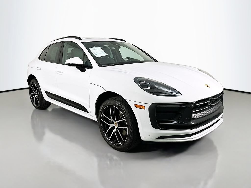 New 2025 Porsche Macan AWD/4WD image 7