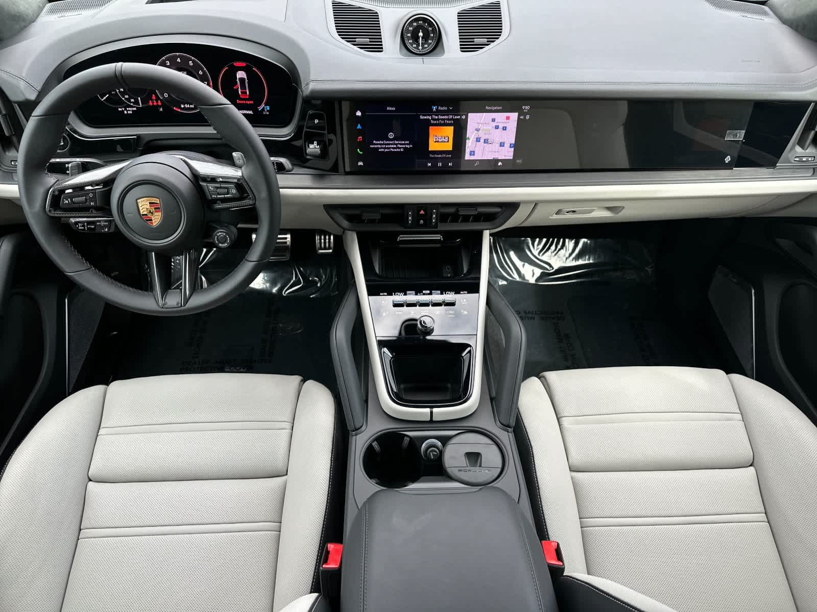 New 2026 Porsche Cayenne GTS AWD/4WD image 6