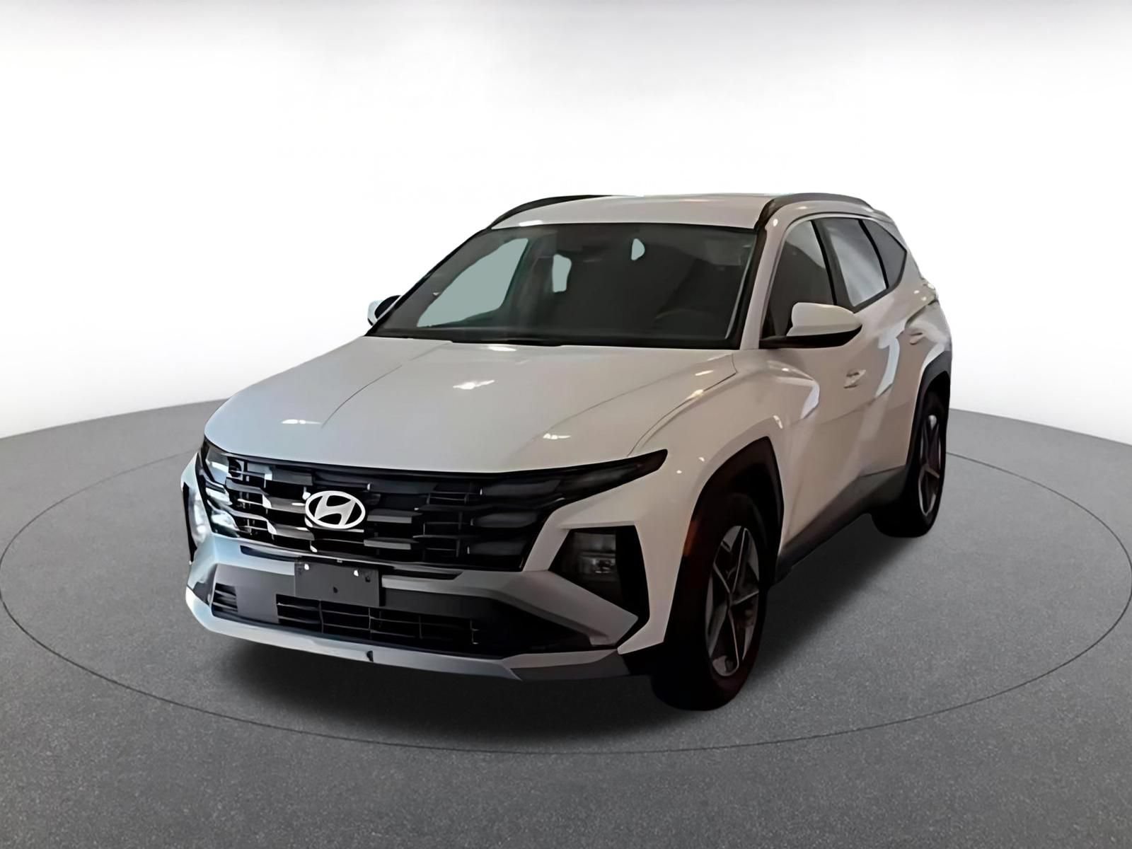 Used 2026 Hyundai Tucson SEL FWD image 3