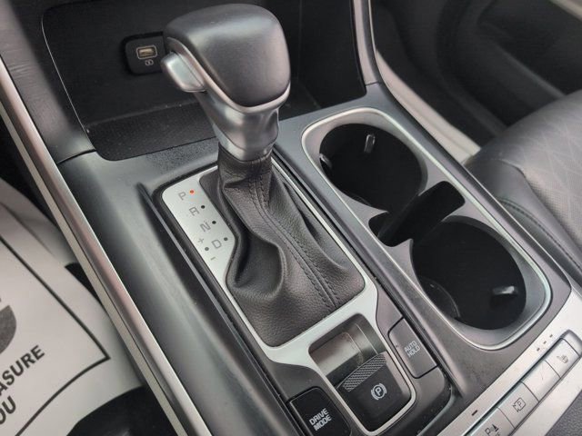 Used 2024 Kia Carnival LX image 19