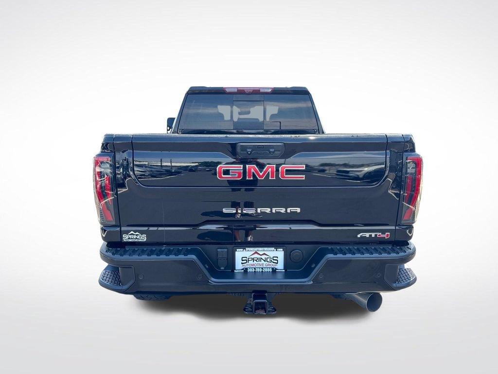 Used 2025 GMC Sierra 2500 AT4 w/ AT4 Premium Plus Package AWD/4WD image 4