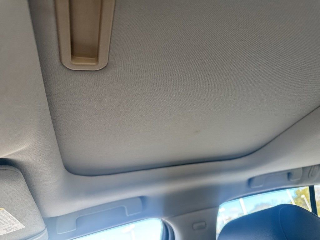 Used 2011 Cadillac DTS Premium FWD image 8