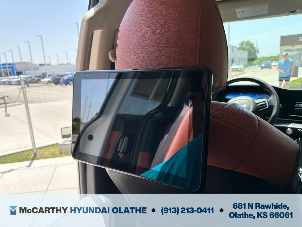 Used 2022 Kia Carnival SX Prestige FWD image 27