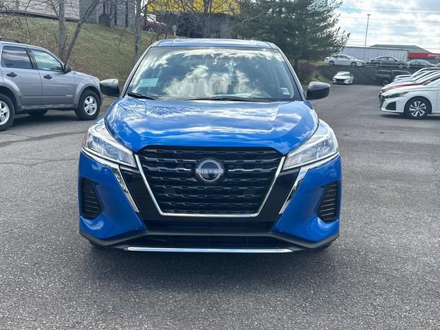 Certified 2025 Nissan Kicks Play S image 10