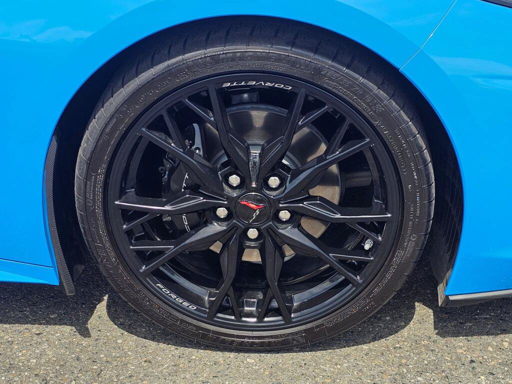 Used 2024 Chevrolet Corvette Stingray Preferred Cpe w/ 2LT RWD image 14