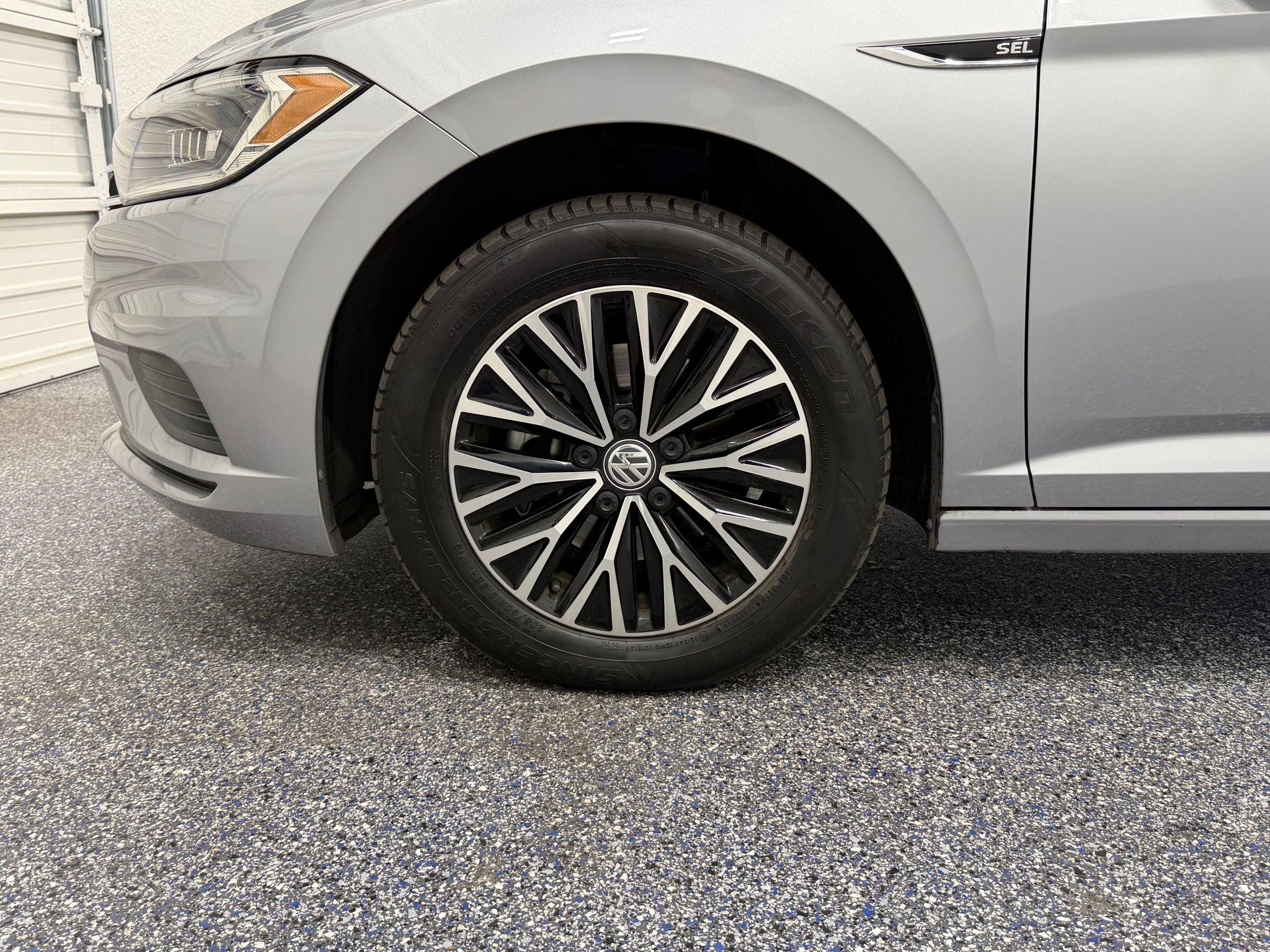Used 2019 Volkswagen Jetta SEL FWD image 11