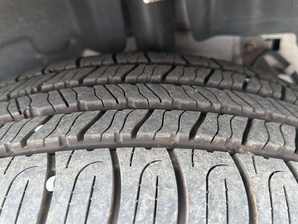 Used 2018 Ford Explorer Limited AWD/4WD image 8