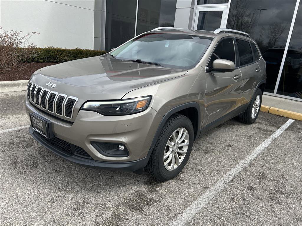 Used 2019 Jeep Cherokee Latitude w/ Cold Weather Group AWD/4WD image 19