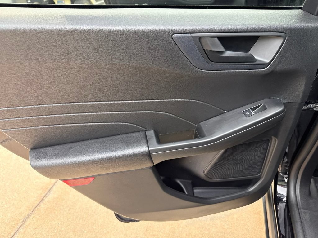Used 2023 Ford Escape Active AWD/4WD image 9