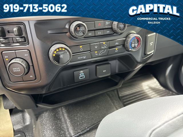New 2026 Ford F450 XL w/ XL Chrome Package image 30