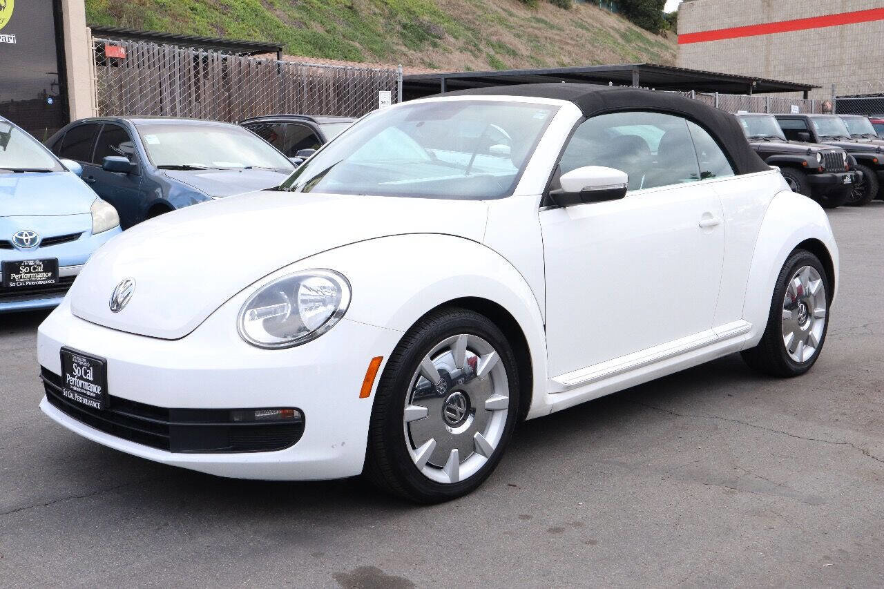 Used 2013 Volkswagen Beetle 2.5 image 3