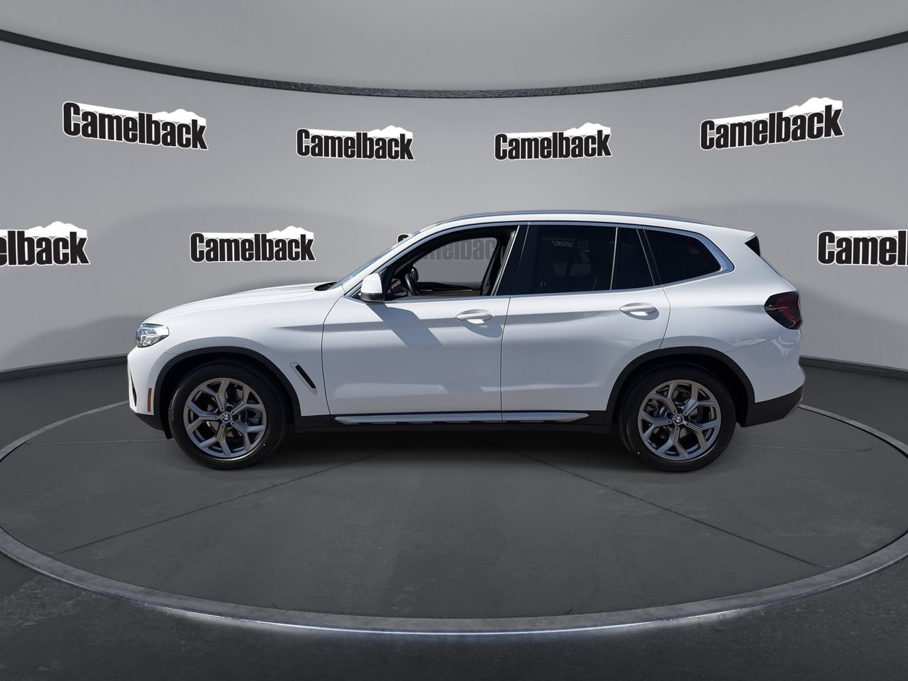 Used 2024 BMW X3 sDrive30i w/ Convenience Package w/ZPA RWD image 4