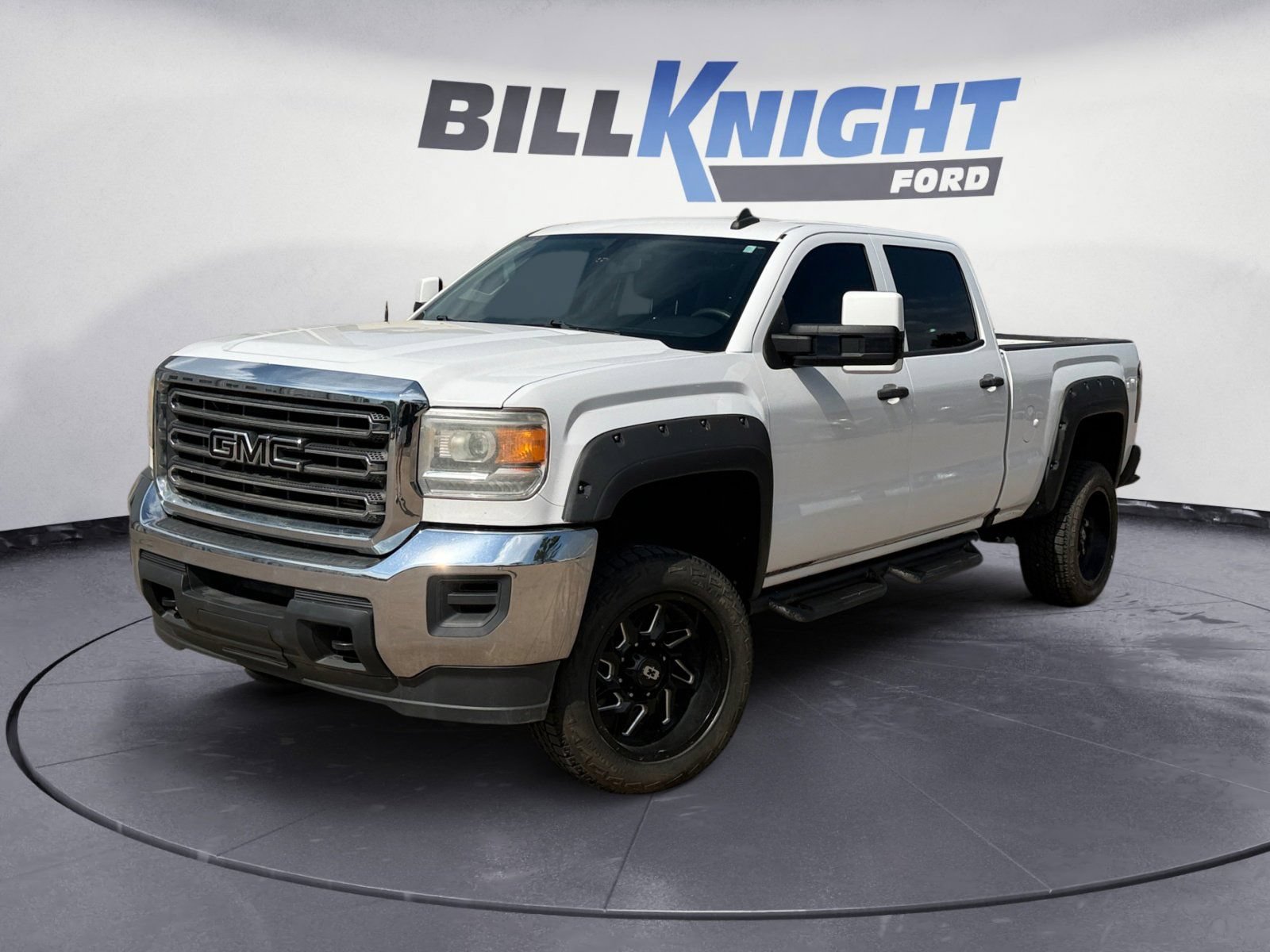 Used 2016 GMC Sierra 2500 4x4 Crew Cab image 1