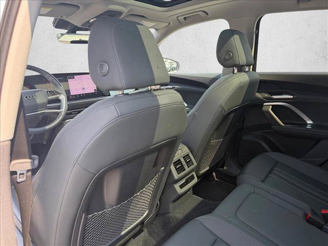 Certified 2025 Audi Q5 Premium w/ Convenience Package AWD/4WD image 16