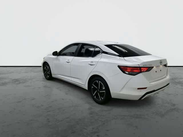 Used 2024 Nissan Sentra SV FWD image 9