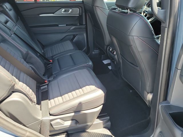 Used 2026 Ford Explorer ST-Line w/ Premium Package RWD image 18