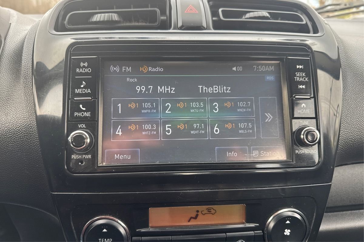 Used 2020 Mitsubishi Mirage G4 ES image 12