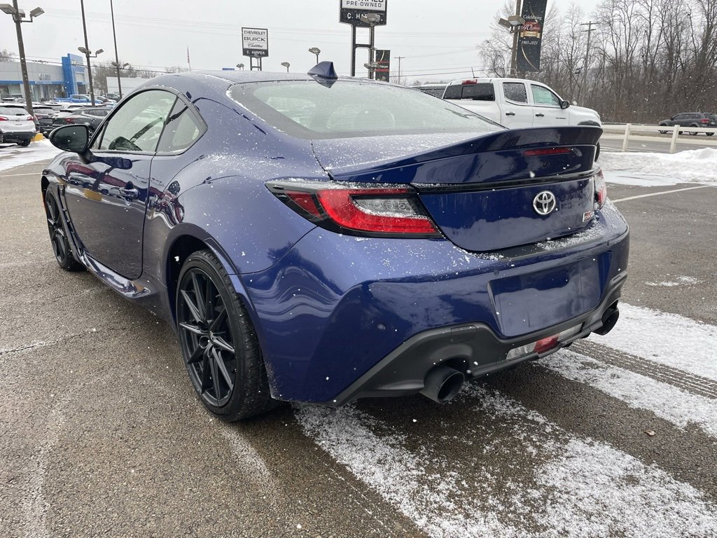 Used 2024 Toyota GR86 Premium image 5