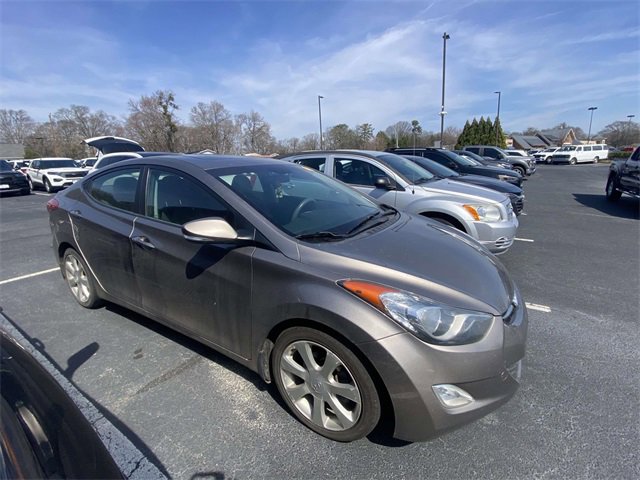 Used 2013 Hyundai Elantra Limited w/ Technology Pkg image 1