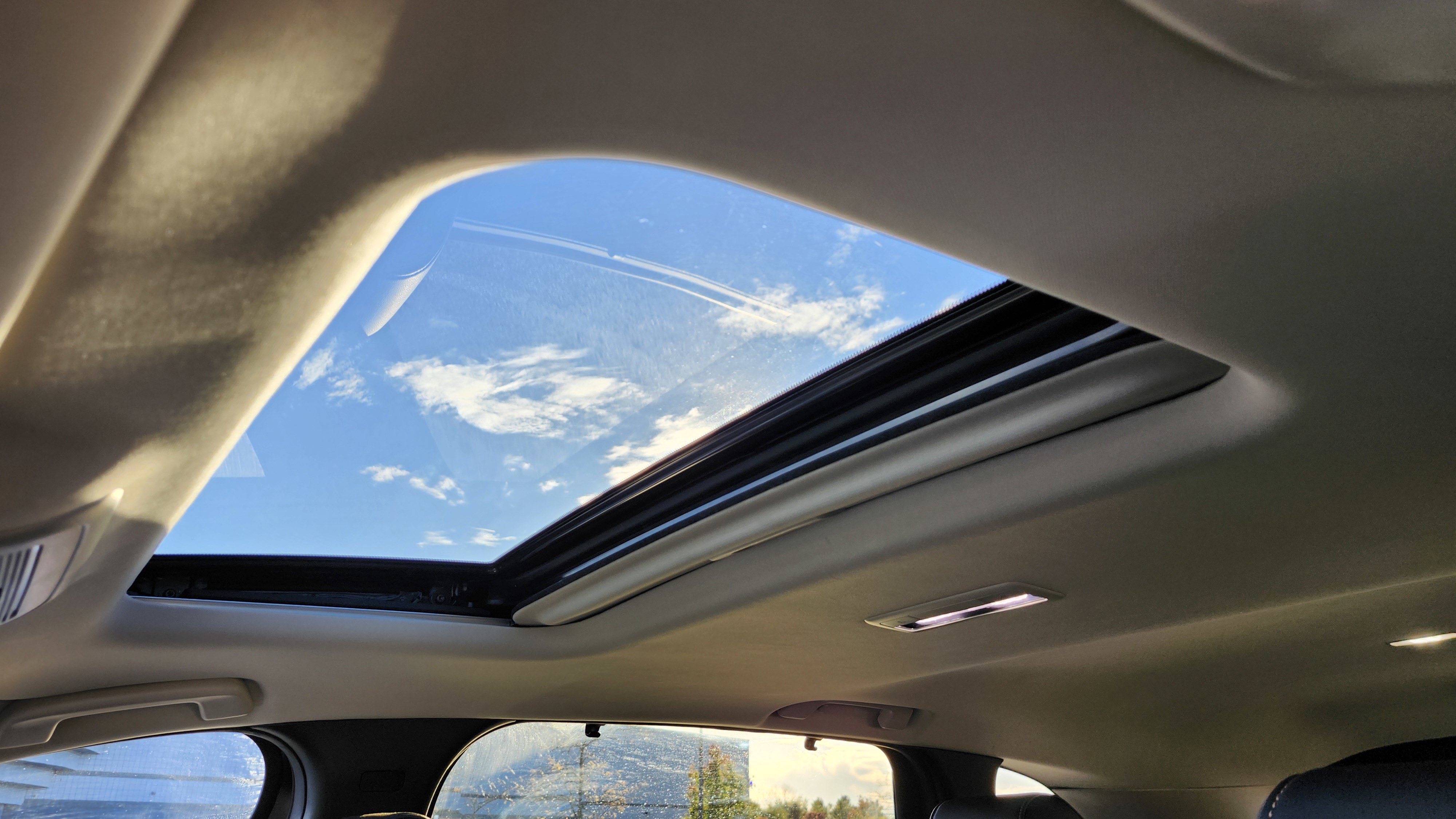 Used 2024 MAZDA CX-90 Plug-In Hybrid w/ Preferred image 23