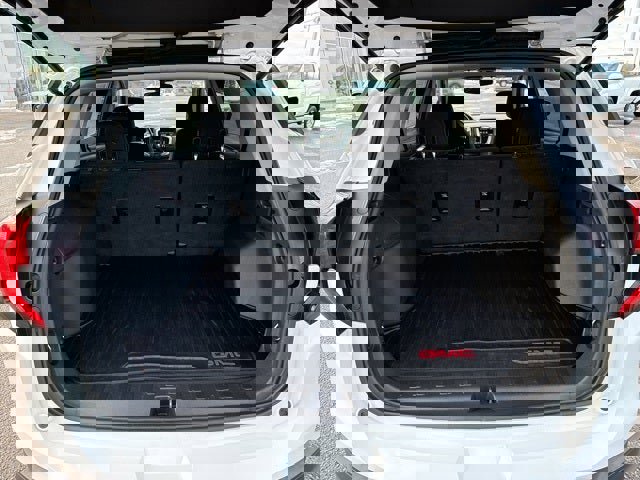 Used 2019 GMC Terrain SLE w/ Driver Convenience Package image 11