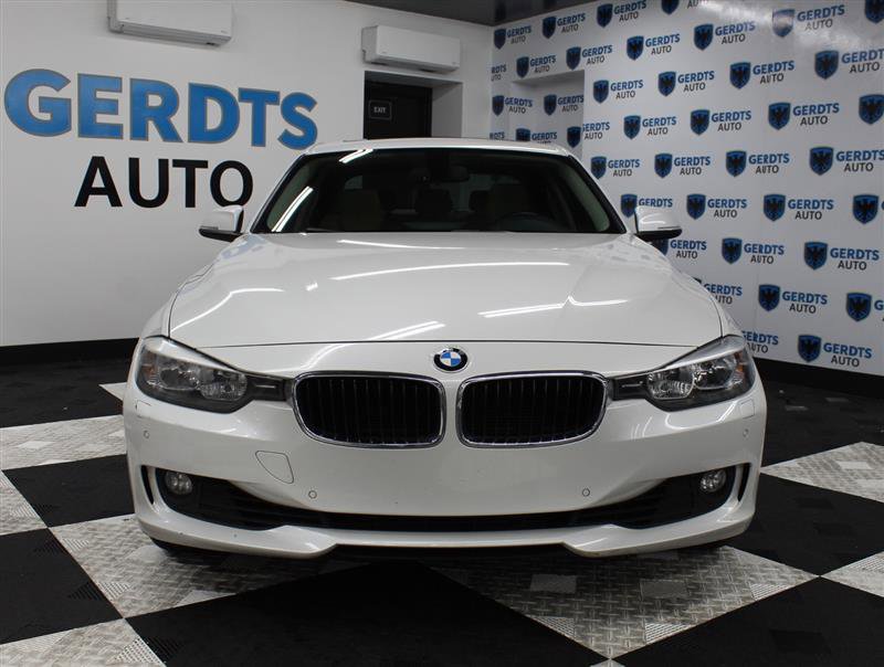 Used 2014 BMW 328i xDrive Sedan AWD/4WD image 6