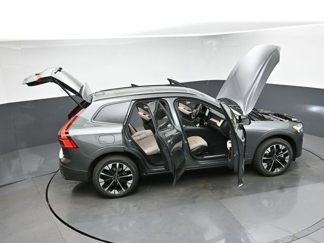 New 2026 Volvo XC60 B5 Plus w/ Protection Package Premier image 50