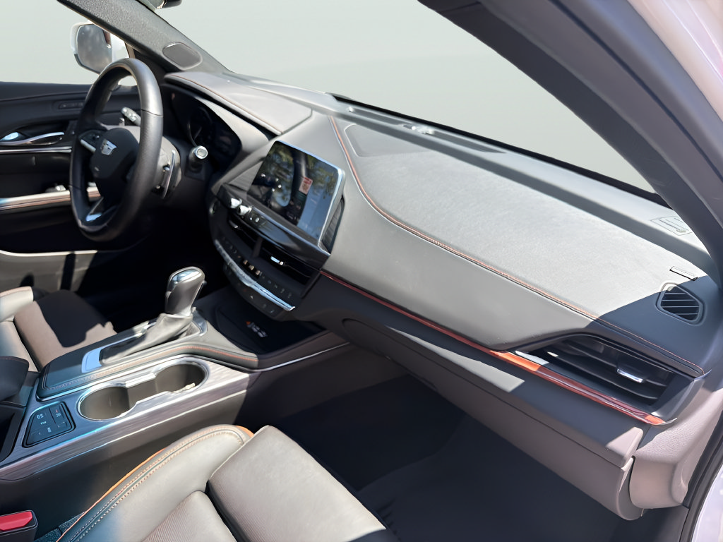 Used 2025 Cadillac CT4 Sport w/ Climate Package RWD image 39