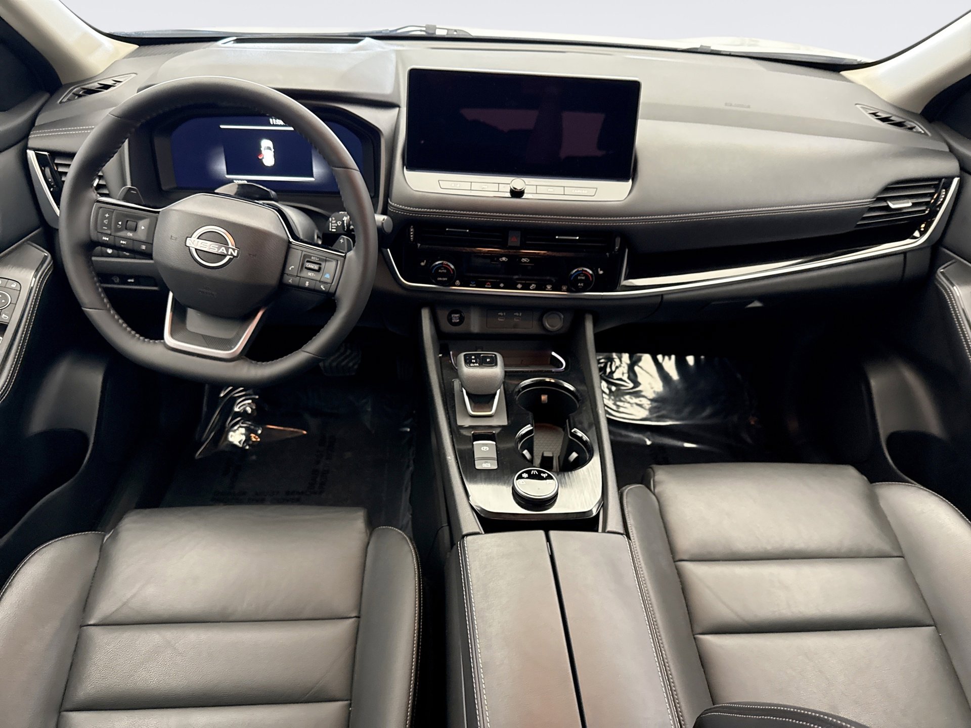Used 2025 Nissan Rogue SL w/ Tech Package AWD/4WD image 14