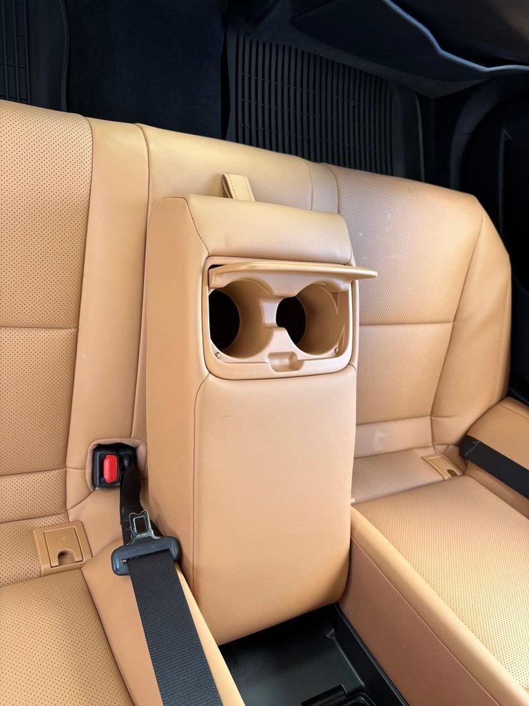 Used 2024 Lexus ES 300h w/ Premium Package FWD image 16