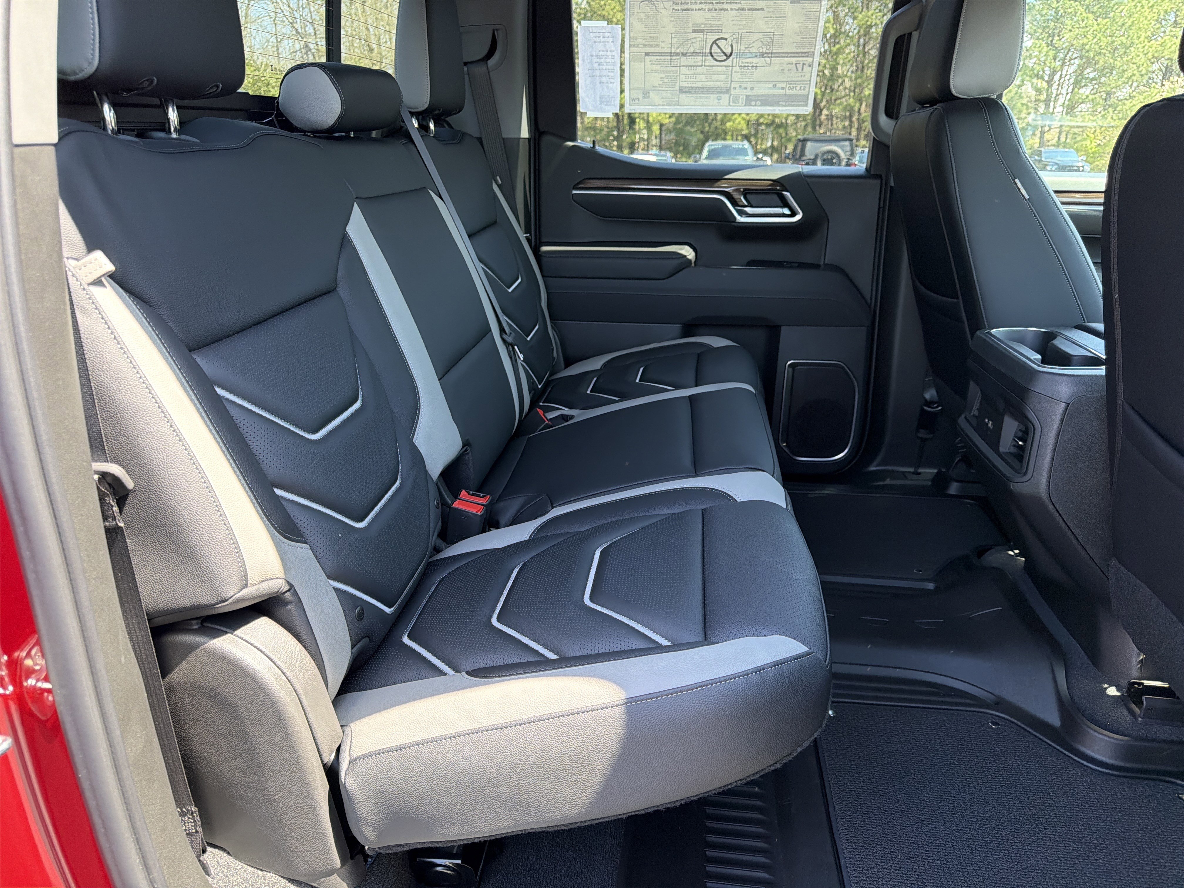 New 2025 Chevrolet Silverado 1500 RST w/ Convenience Package II AWD/4WD image 15