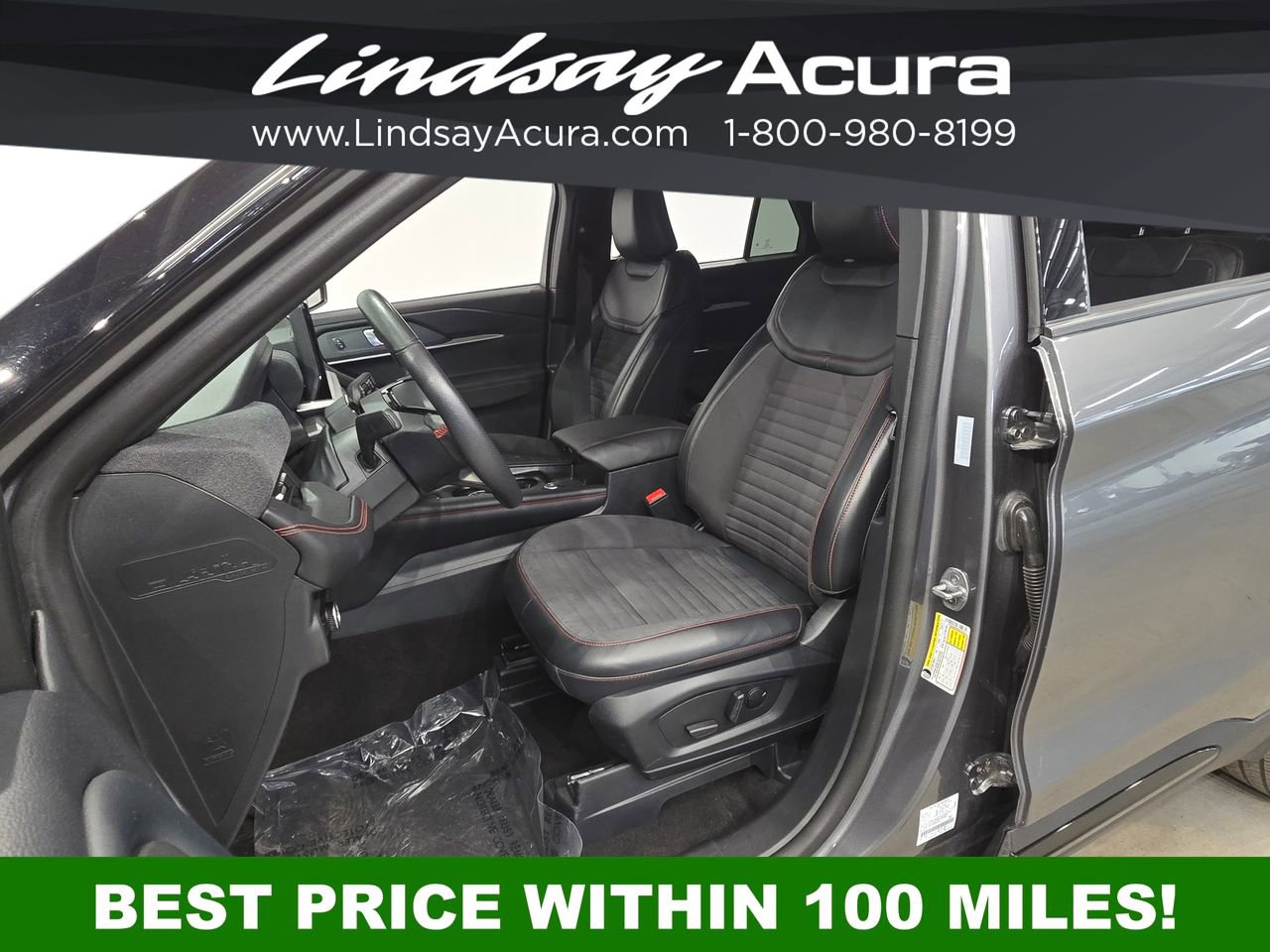 Used 2025 Ford Explorer ST-Line w/ ST-Line Street Pack AWD/4WD image 12