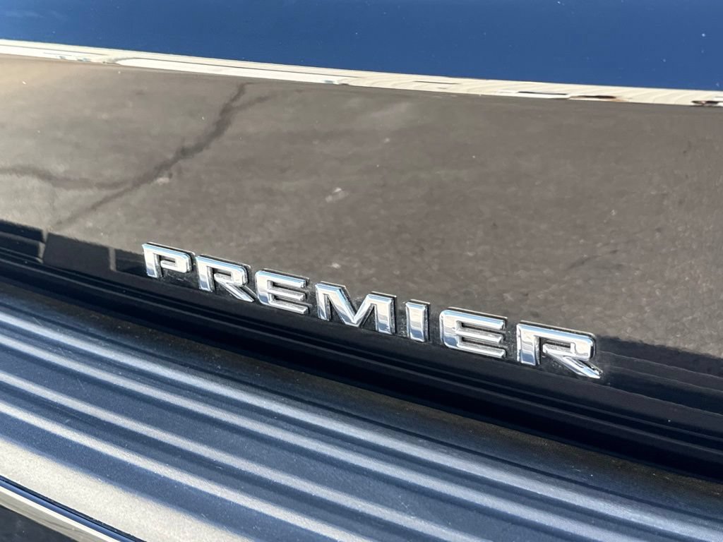Used 2023 Chevrolet Tahoe Premier AWD/4WD image 10