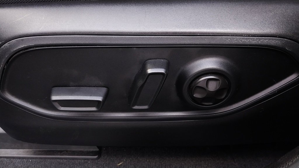 Used 2022 Jeep Grand Cherokee L Limited image 22