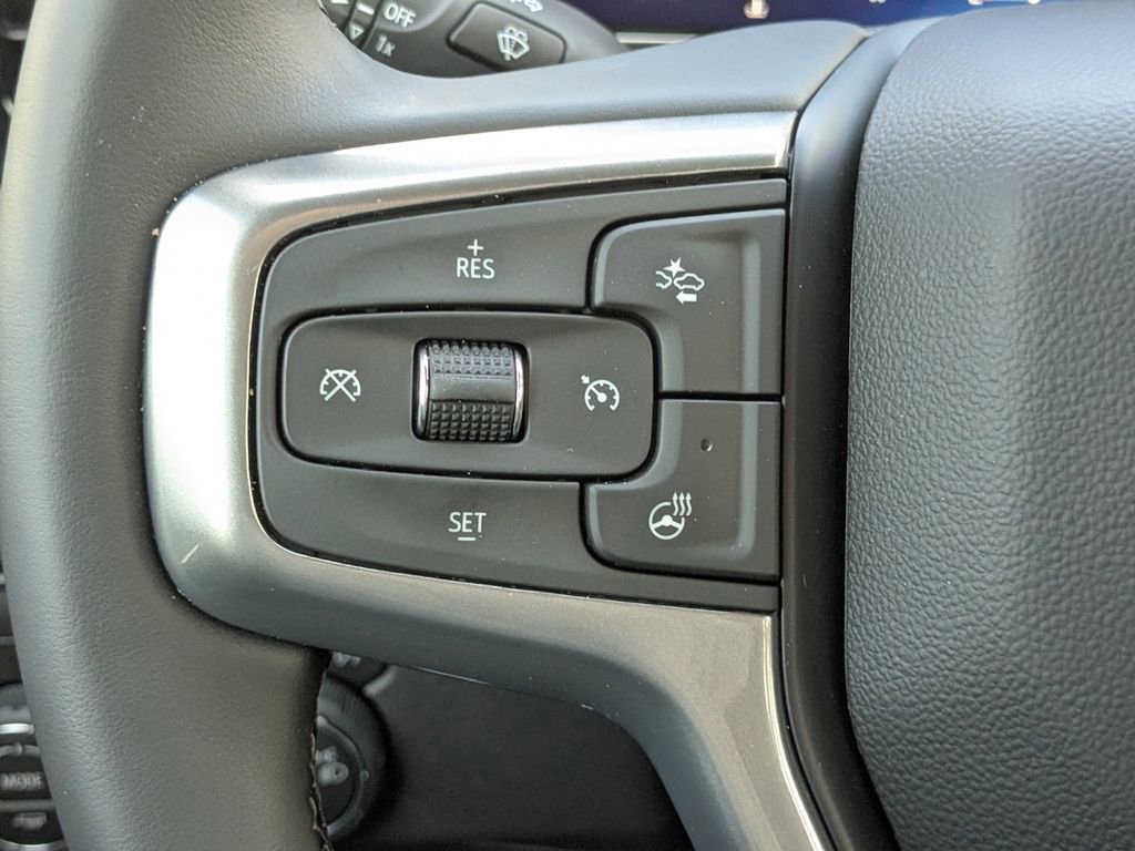 Certified 2026 Chevrolet Silverado 1500 LT AWD/4WD image 24