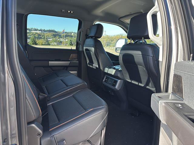 New 2027 Ford F250 Lariat w/ Black Appearance Package AWD/4WD image 18