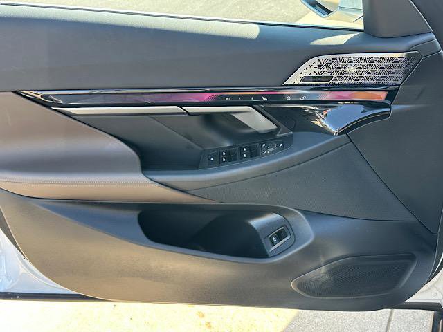 Certified 2024 BMW 540i xDrive w/ Premium Package image 17