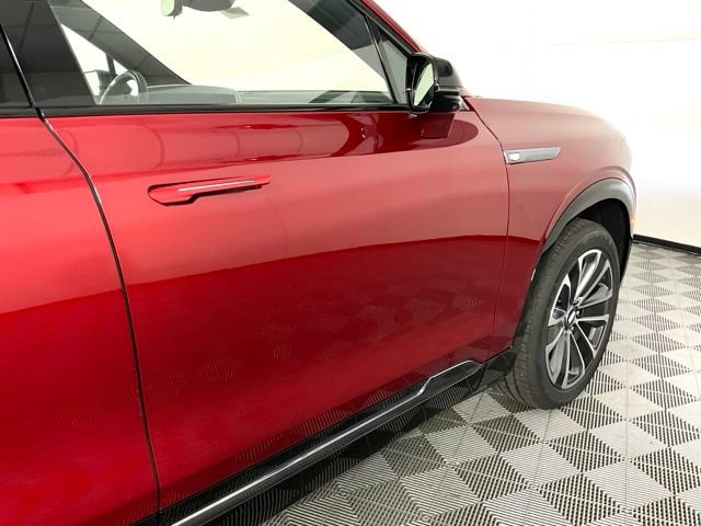 New 2026 Cadillac Vistiq Sport w/ LPO, Floor Liner Package image 7