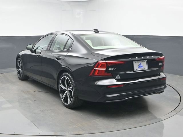 Used 2024 Volvo S60 B5 Plus image 8