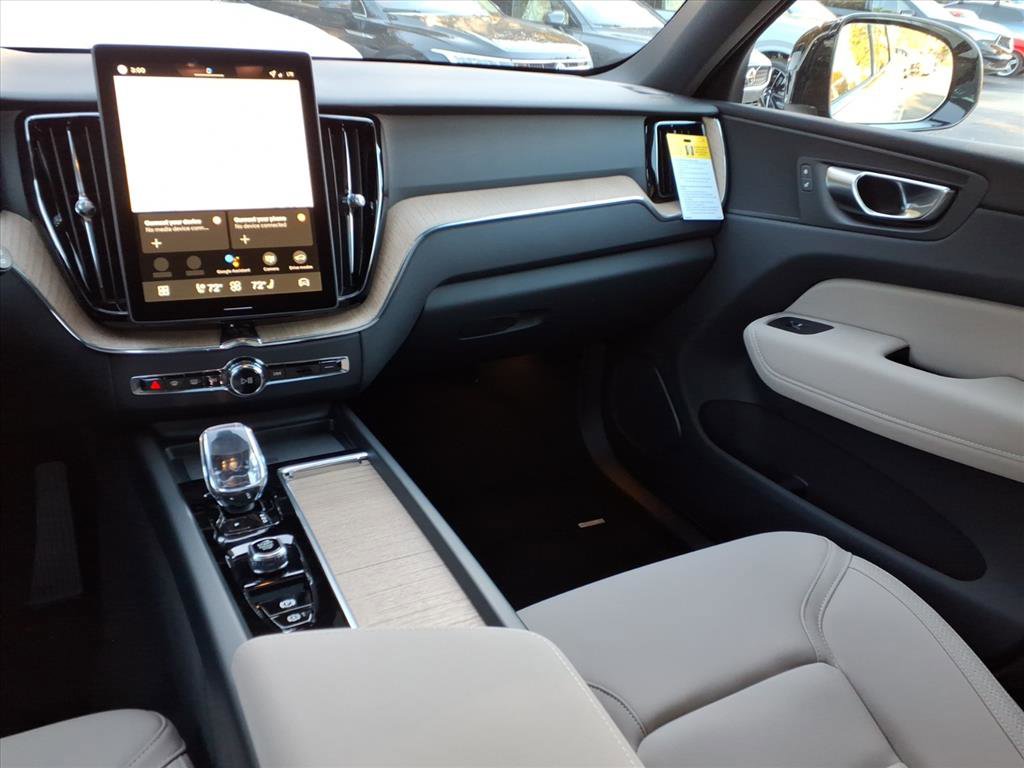 New 2026 Volvo XC60 B5 Plus w/ Protection Package Premier image 10