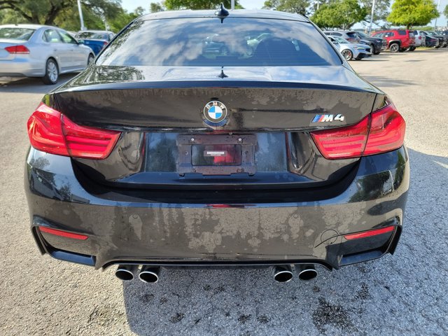 Used 2018 BMW M4 Coupe RWD image 6