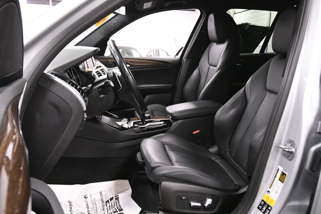 Used 2018 BMW X3 xDrive30i image 10