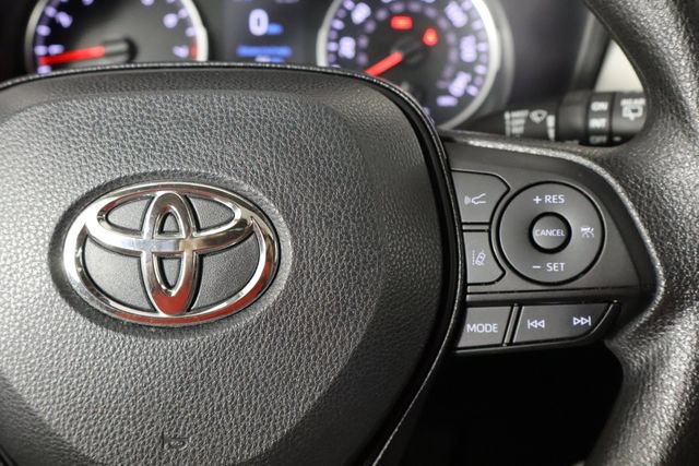 Used 2019 Toyota RAV4 XLE w/ Convenience Package AWD/4WD image 10