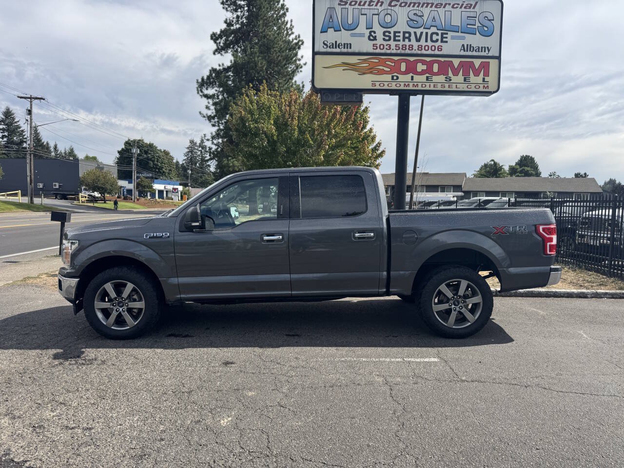 Used 2020 Ford F150 XLT w/ Equipment Group 301A Mid AWD/4WD image 5